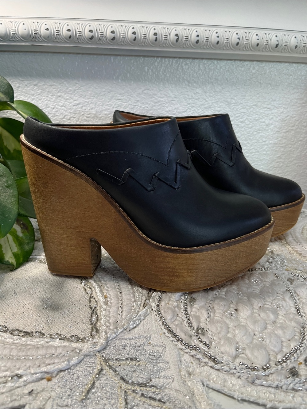 Free People Chance Clogs Black Leather Platform Mules Size 37 Boho Wooden Heel - Picture 4 of 13